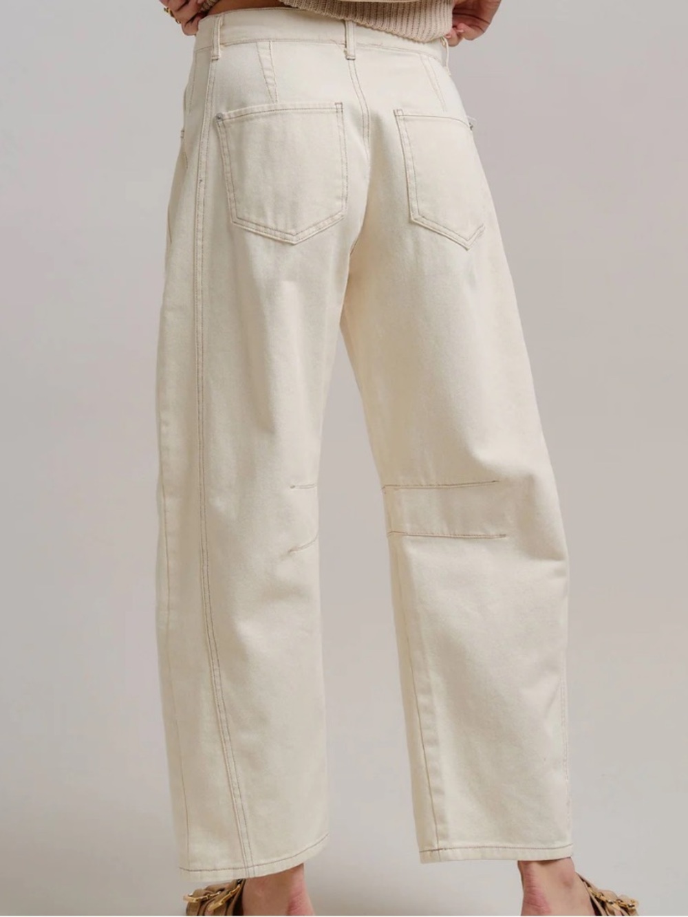 Olivaceous ecru barrel Jeans - Picture 3 of 4